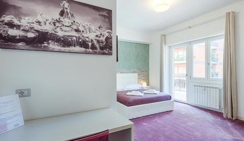 Quadruple Room with Private Bathroom and Balcony