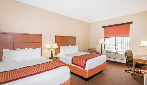 Queen Room with Two Queen Beds - Non-Smoking