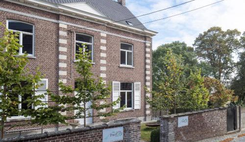 Eight-Bedroom House