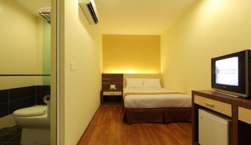 Economy Double Room (Without Window) 