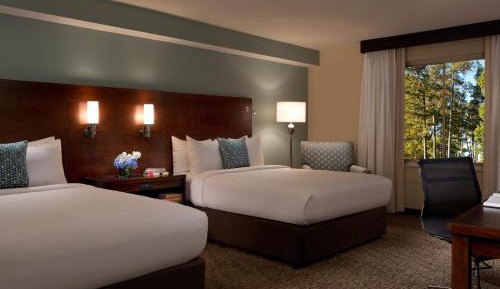 Deluxe Queen Room with Two Queen Beds