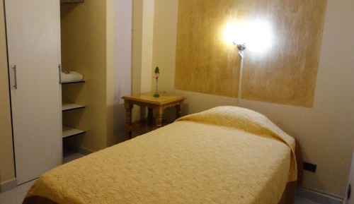 Single Room with Shared Bathroom