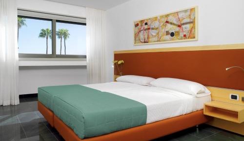 One-Bedroom Apartment (1 - 2 Adults)