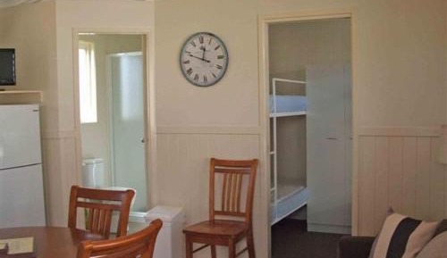Courtside Cabin