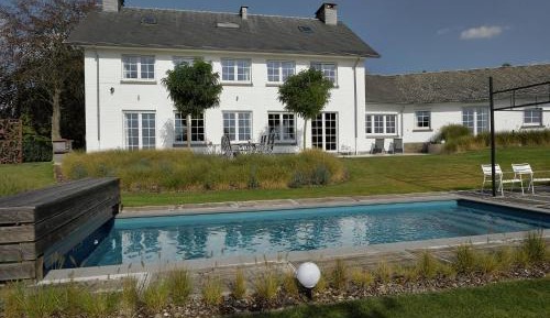 Five-Bedroom Villa