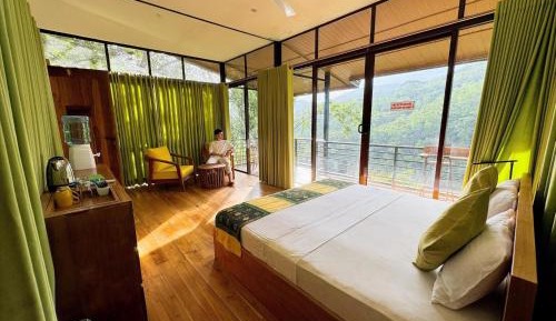 King Room with Lake View with Free nature walk and 10% off F&B and Spa