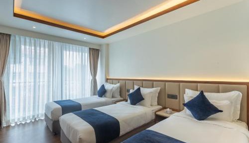 Triple Room with Balcony