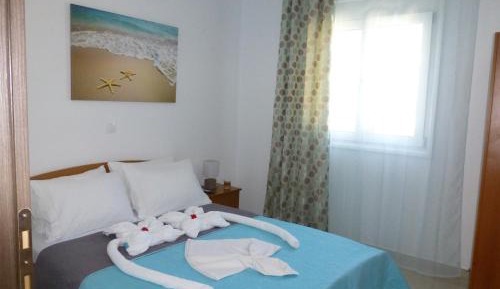 Superior One-Bedroom Apartment