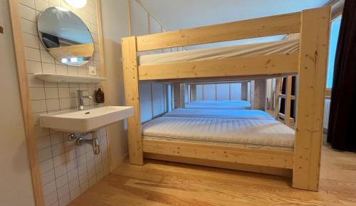 Bed in 8-Bed Mixed Dormitory Room