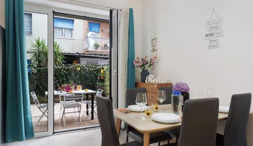 Superior One-Bedroom Apartment with Balcony