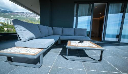 Two-Bedroom Apartment with Terrace and Sea View