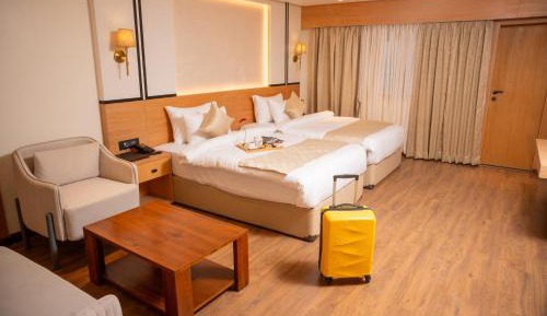 Queen Room with Balcony