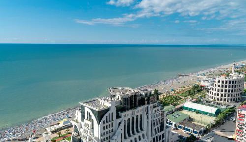 Two-Bedroom Apartment with Sea View