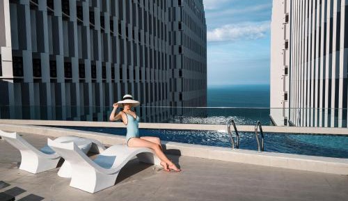 Family Room with Sea View