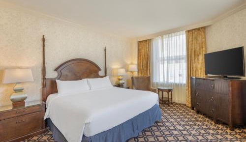California Suite - 1 King Bed