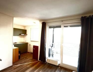 King Studio with Sofa Bed