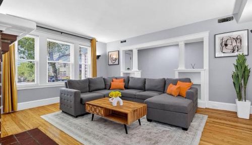 Five-Bedroom Apartment