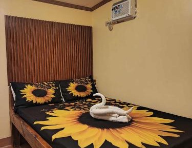 Deluxe Double Room with Side Sea View