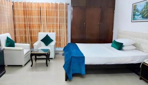 Super Deluxe Single Room