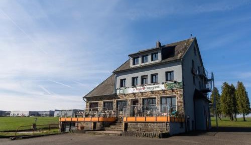 Nine-Bedroom Holiday Home