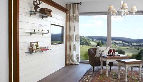 Superior One-Bedroom Apartment with Balcony