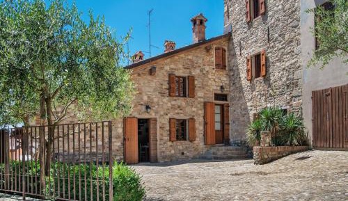 Three-Bedroom Holiday Home 