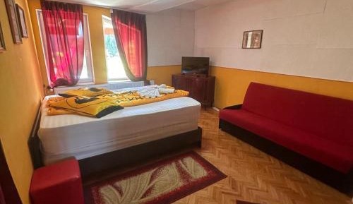 Two-Bedroom Deluxe Apartment