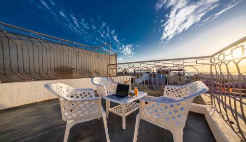 Two-Bedroom Apartment - Oceanfront 