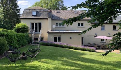 Nine-Bedroom Holiday Home