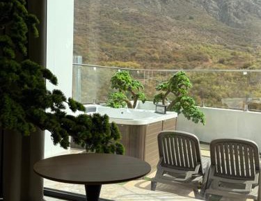 One-Bedroom Villa