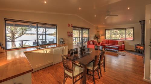 3 Bedroom Waterfront Lodge