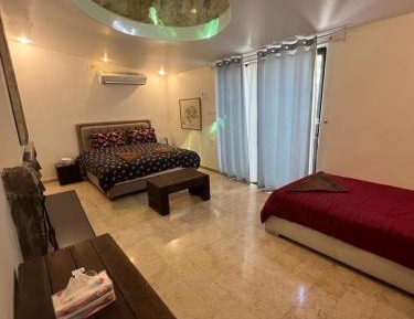 Deluxe Double Room (2 Adults + 1 Child)