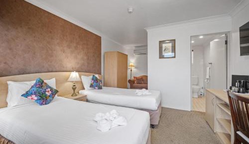 Deluxe Double or Twin Room
