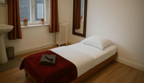 Standard Single Room with Shared Bathroom