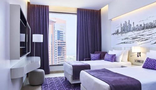 Prestige Two-Bedroom Suite Skyline View - Next to Metro Station, Free Shuttle Beach Transfer
