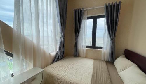 Studio with Sea View