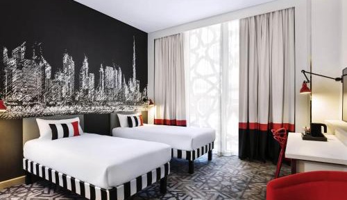 Twin Room - DXB Free Airport Pick up & Drop off T1&T3, Free Shuttle Service to La Mer Beach, Dubai Outlet Mall & Dubai Festival City