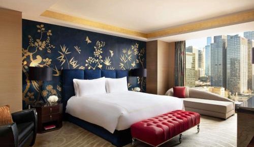 Presidential Suite with Fairmont Gold Lounge Access