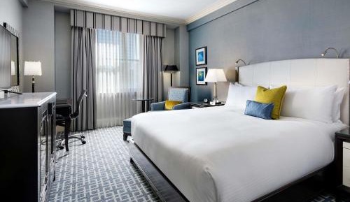 Luxury King Room