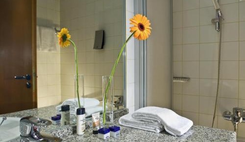Superior Room with One Double Bed and Air Conditioning