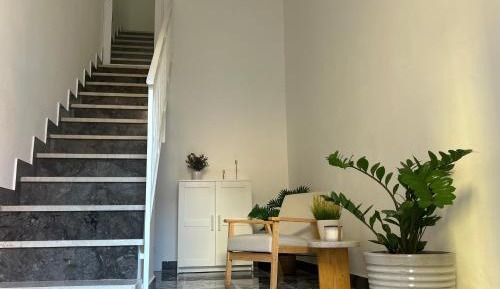 One-Bedroom Deluxe Apartment