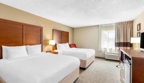 Queen Room with Two Queen Beds - Non-Smoking