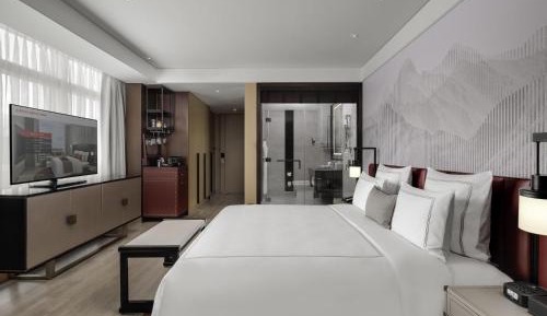 Swiss Advantage King Room 