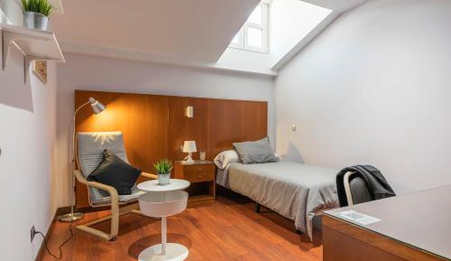 Single Room with Private Bathroom
