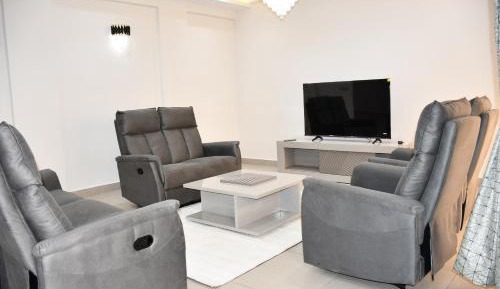 Two-Bedroom Deluxe Apartment with Harbor View