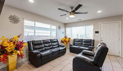 Deluxe Family Suite