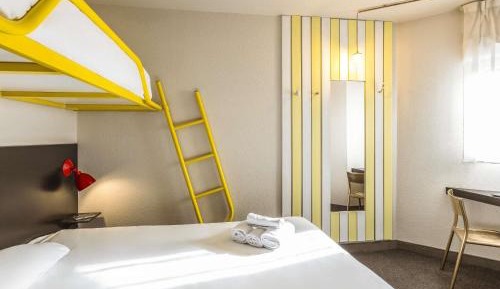 Connecting Triple Room with Two Double Beds and Two Bunk Beds