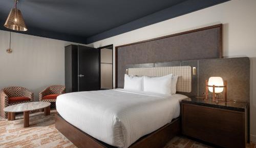 Junior King Suite