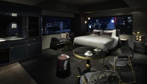 Privilege Family Room with Washing Machine
