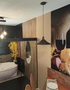 Deluxe Suite with Spa Bath
